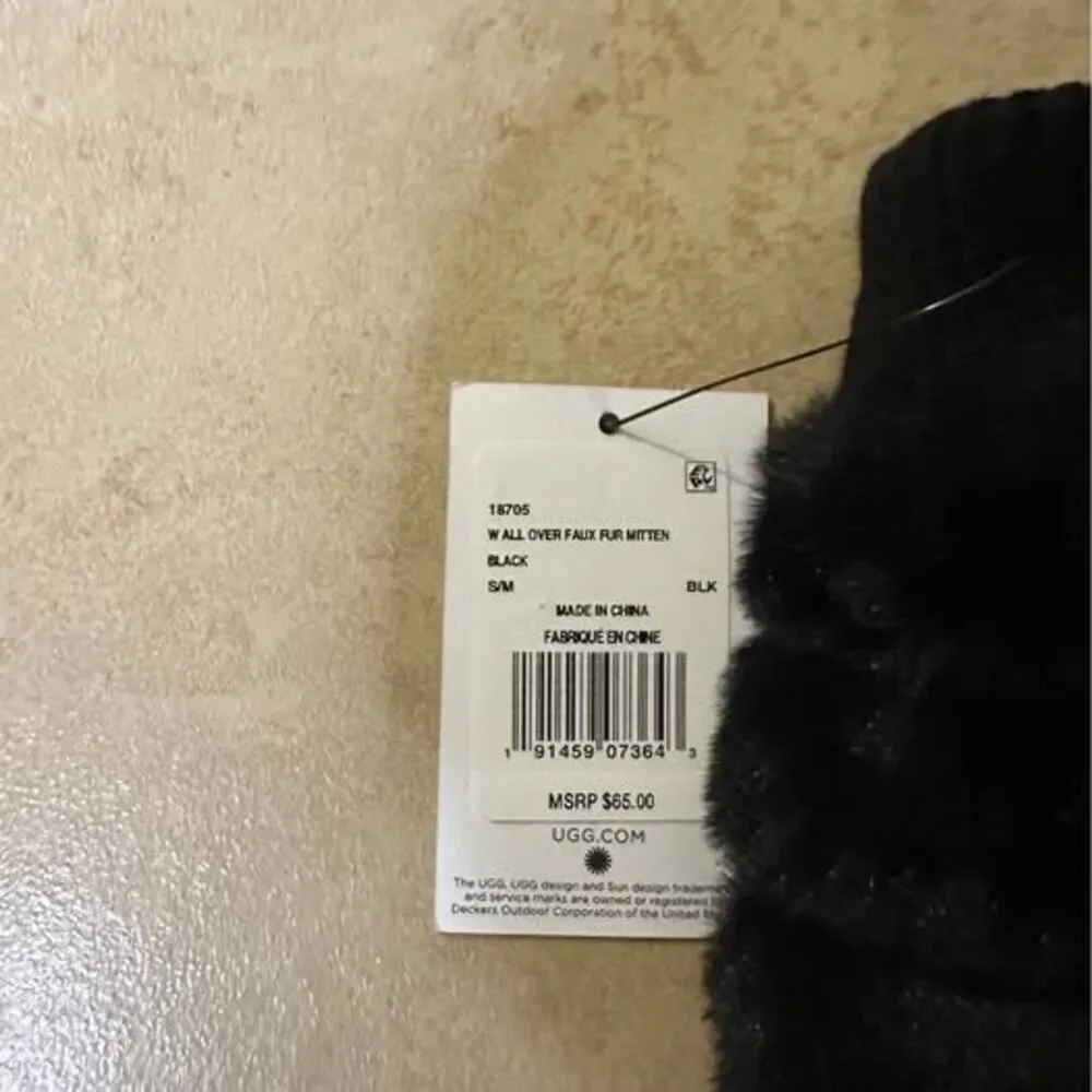 UGG soft black
